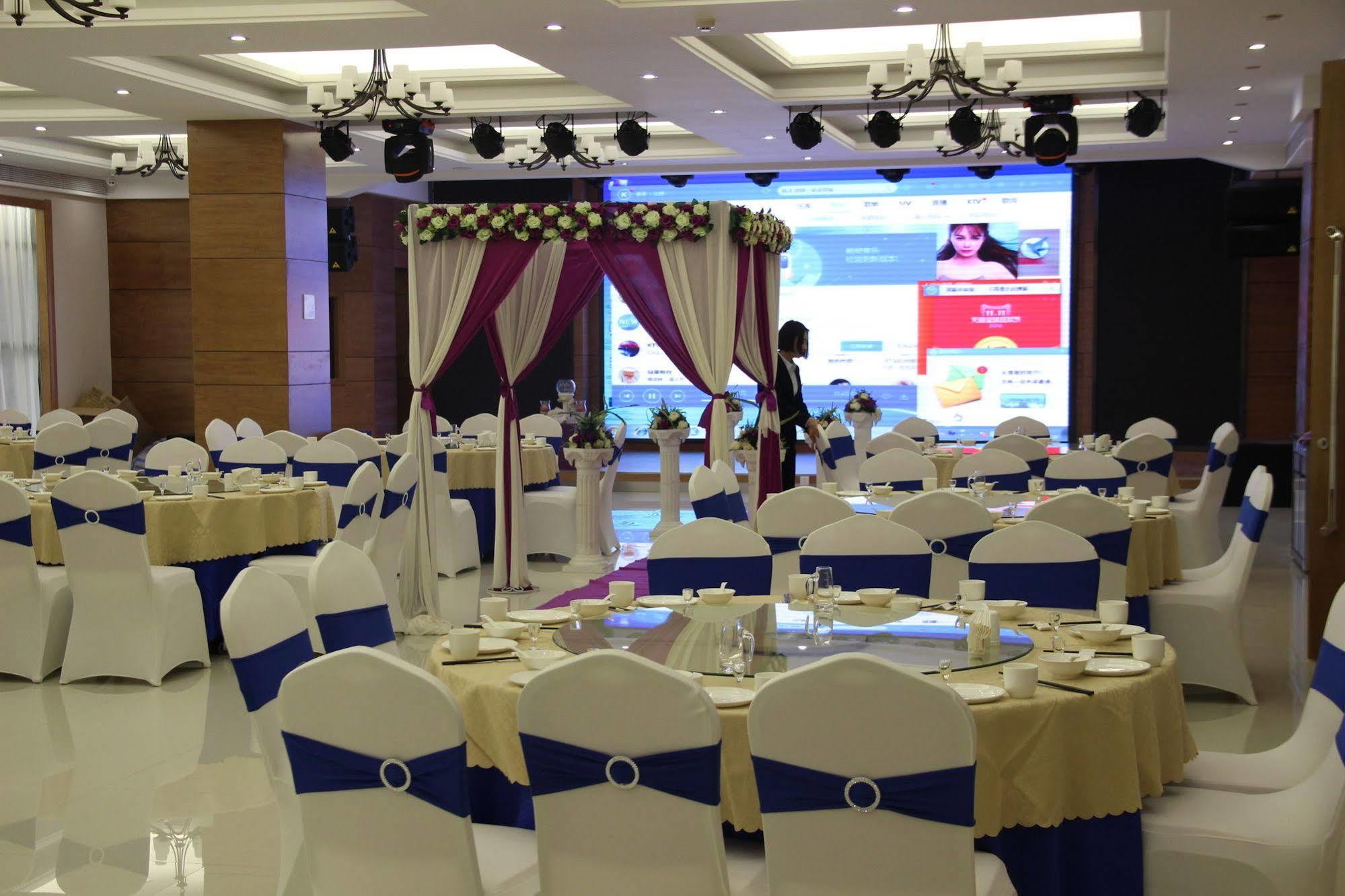 Holiday Inn Express Ordos Dongsheng By Ihg Екстериор снимка