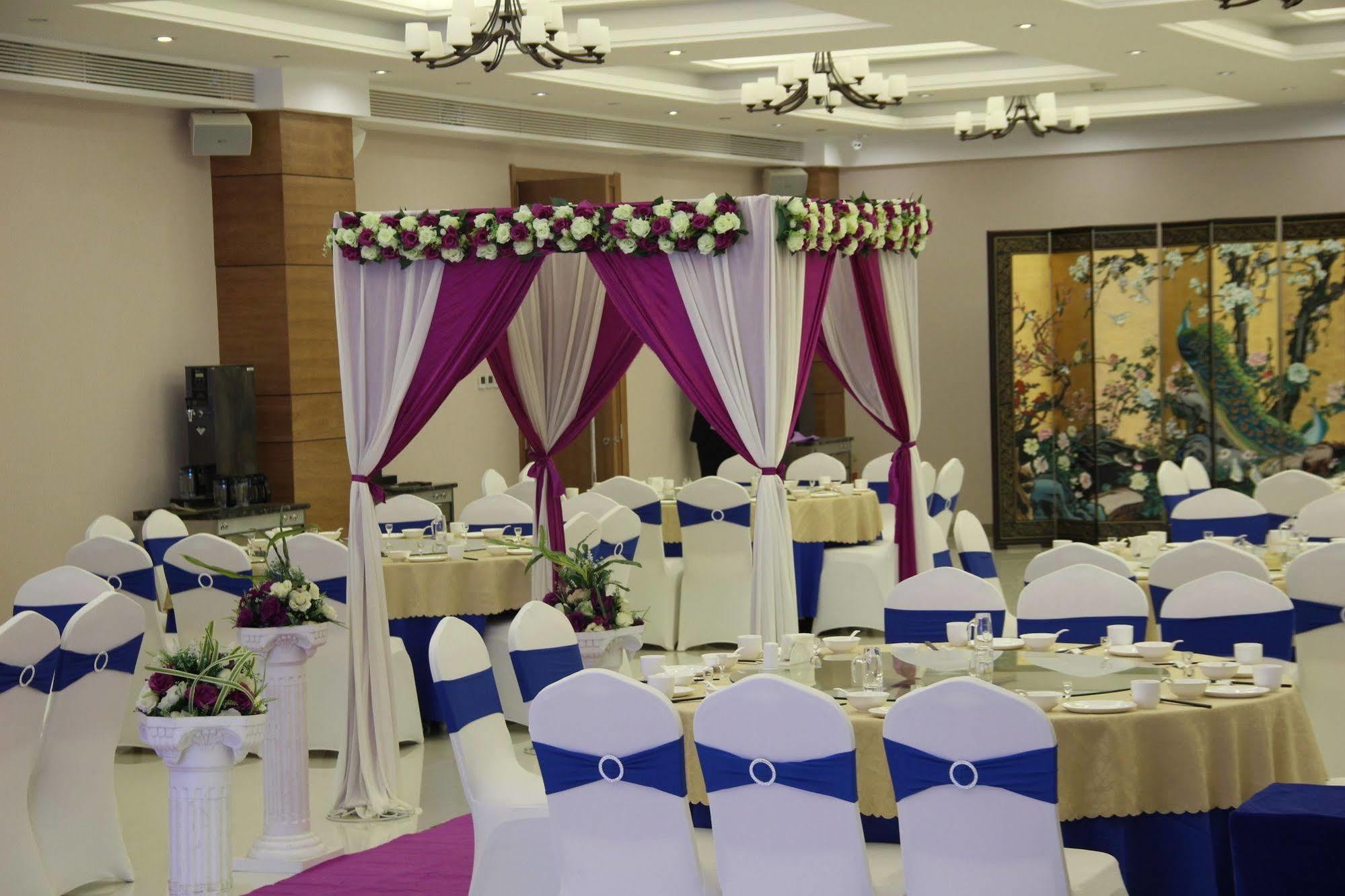 Holiday Inn Express Ordos Dongsheng By Ihg Екстериор снимка